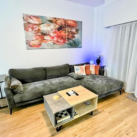 Modern Apartment Near Mckenzie Beach Ларнака Екстер'єр фото