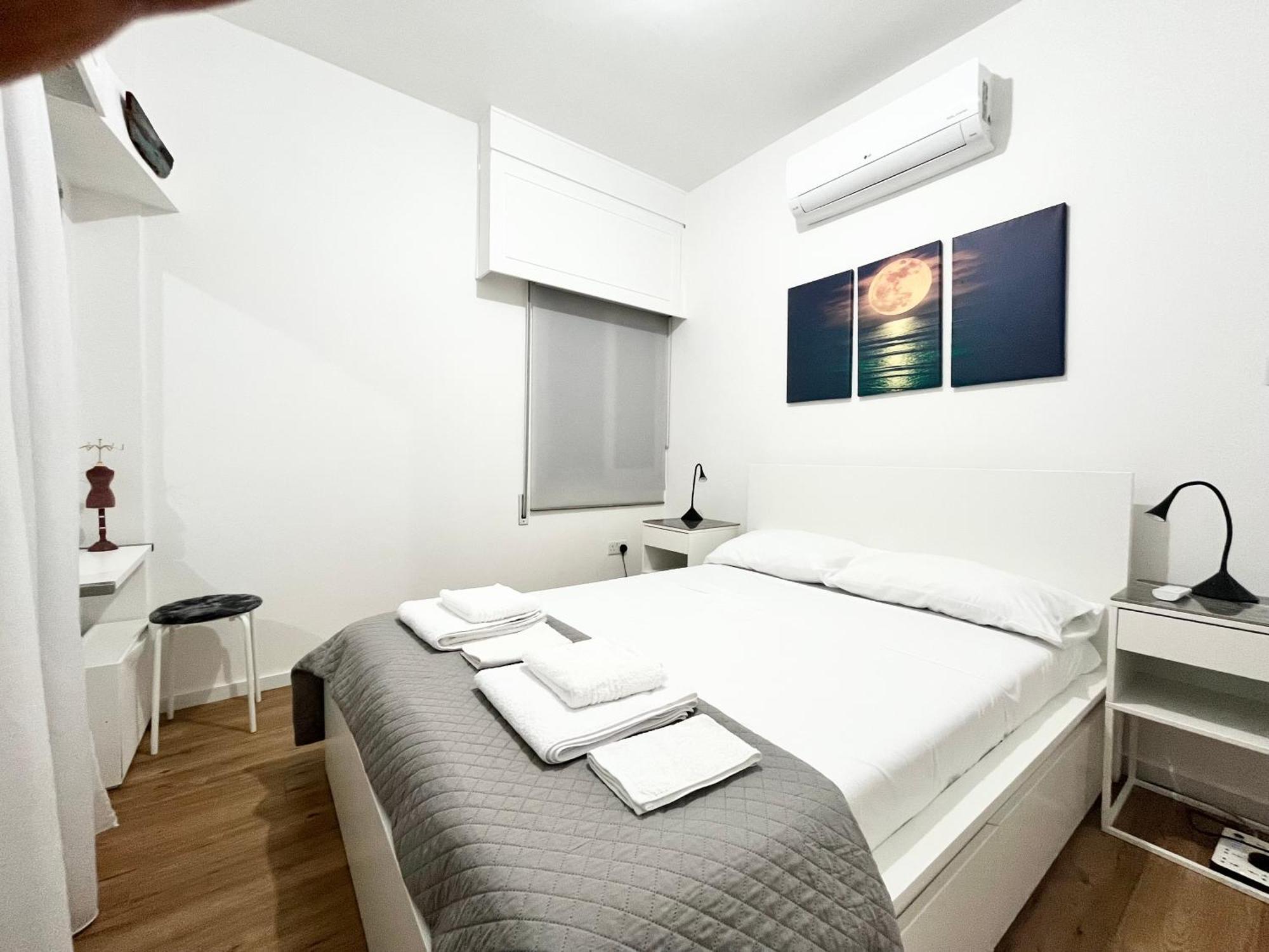 Modern Apartment Near Mckenzie Beach Ларнака Екстер'єр фото